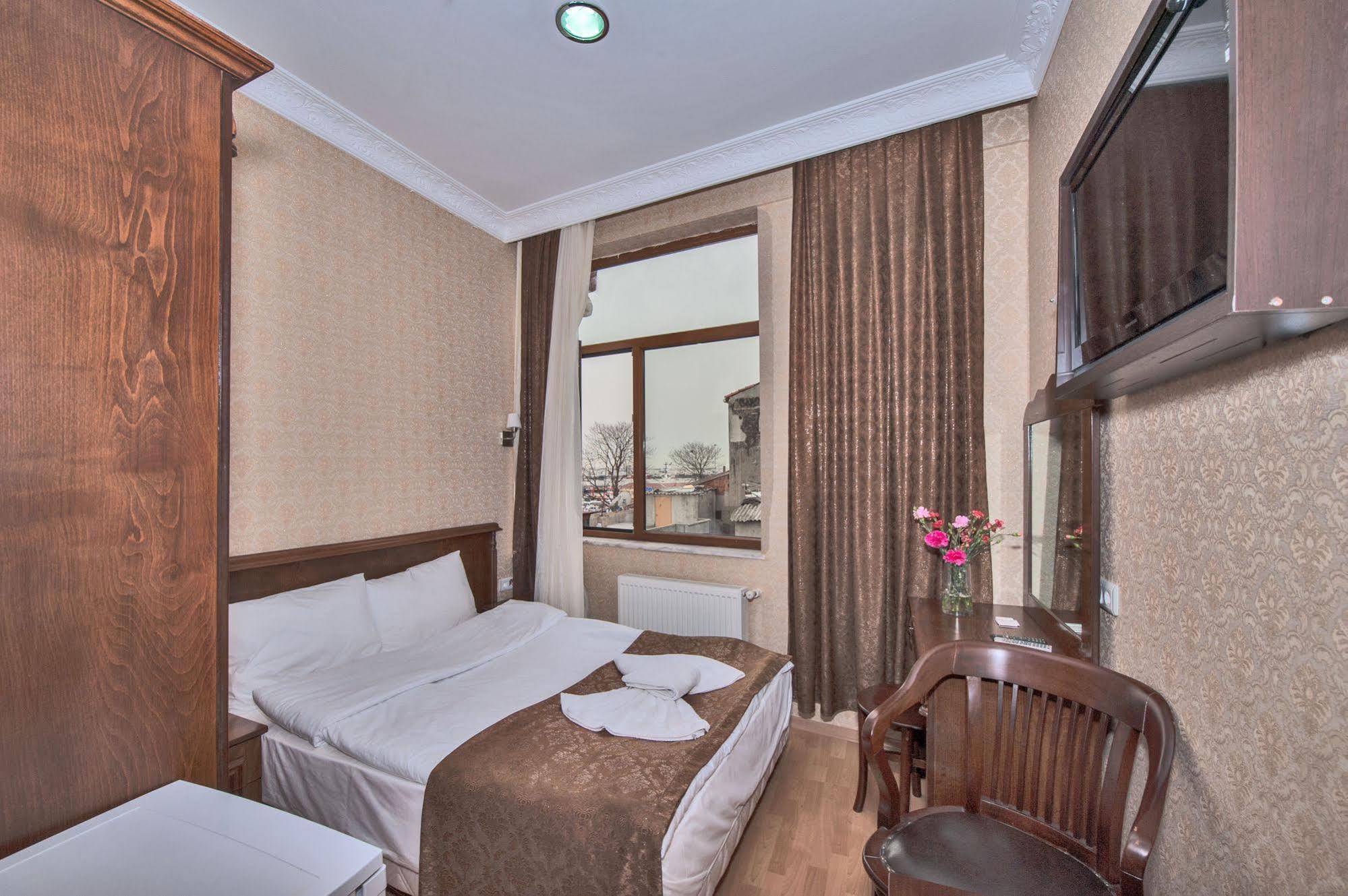 Hotel Kumkapi Konagi Istanbul Eksteriør billede